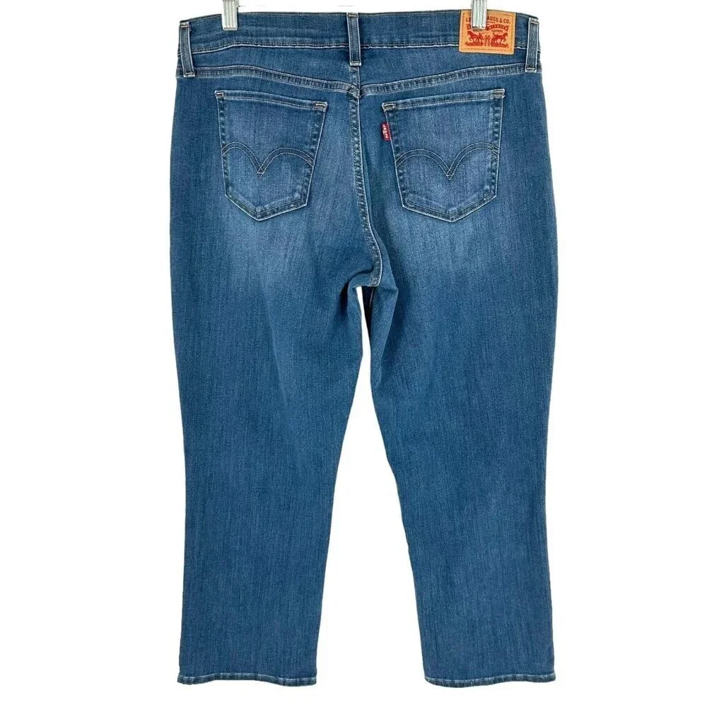 Levi's Wedgie Jeans Medium Wash Size 31 Straight Leg Ankle